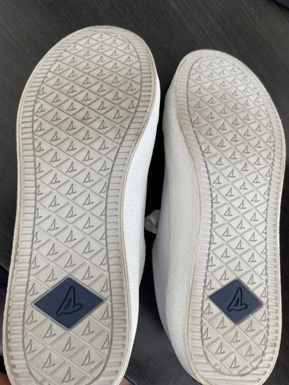 Sperry note bottom